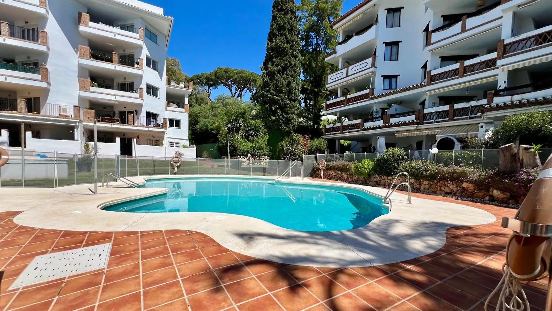 Elegant Coastal Escape Lägenhet MIJAS COSTA 0*,  Spanien