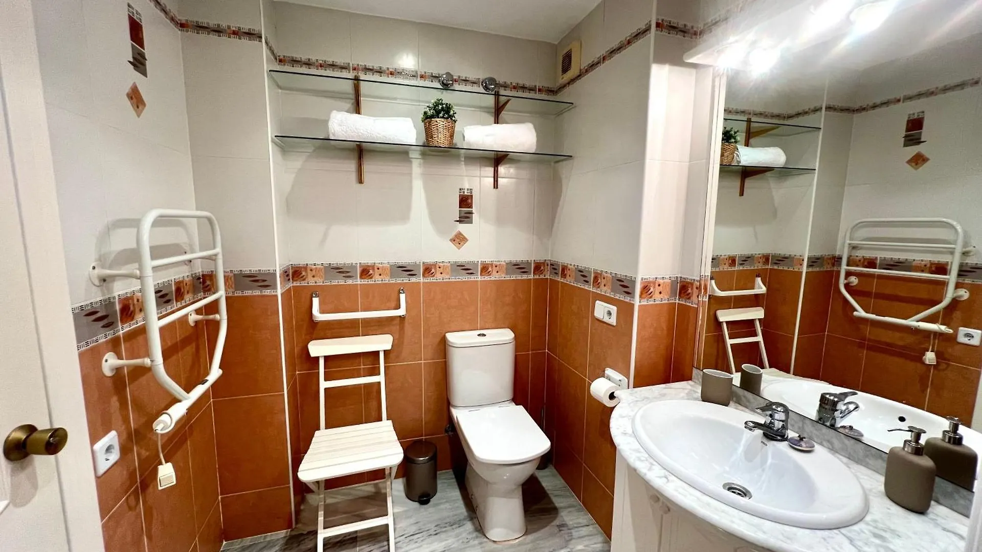 Elegant Coastal Escape Lägenhet MIJAS COSTA