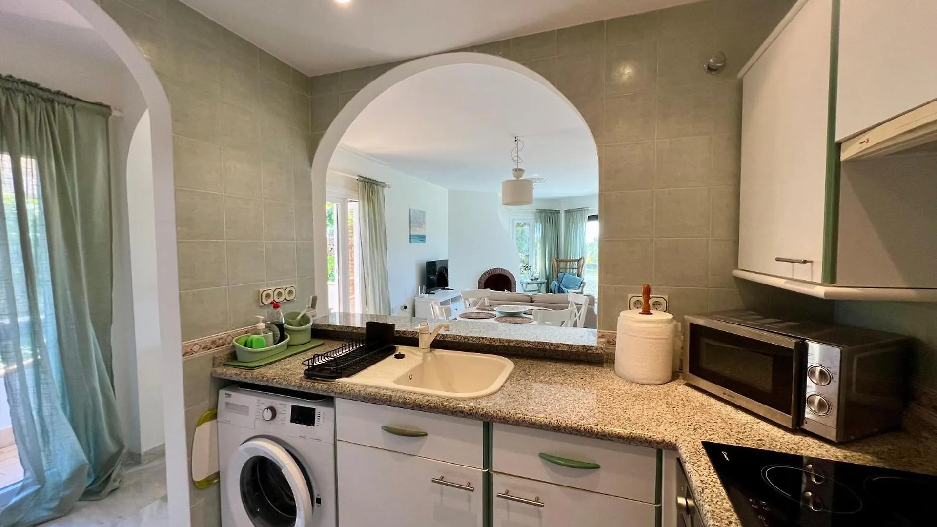 Elegant Coastal Escape Lägenhet MIJAS COSTA