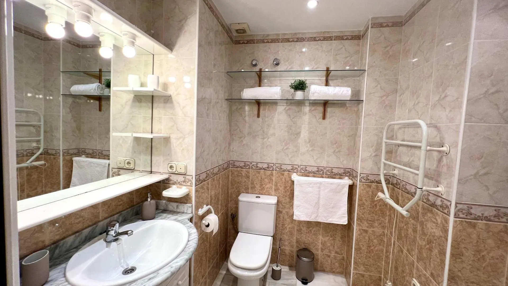 Apartament Elegant Coastal Escape MIJAS COSTA Hiszpania